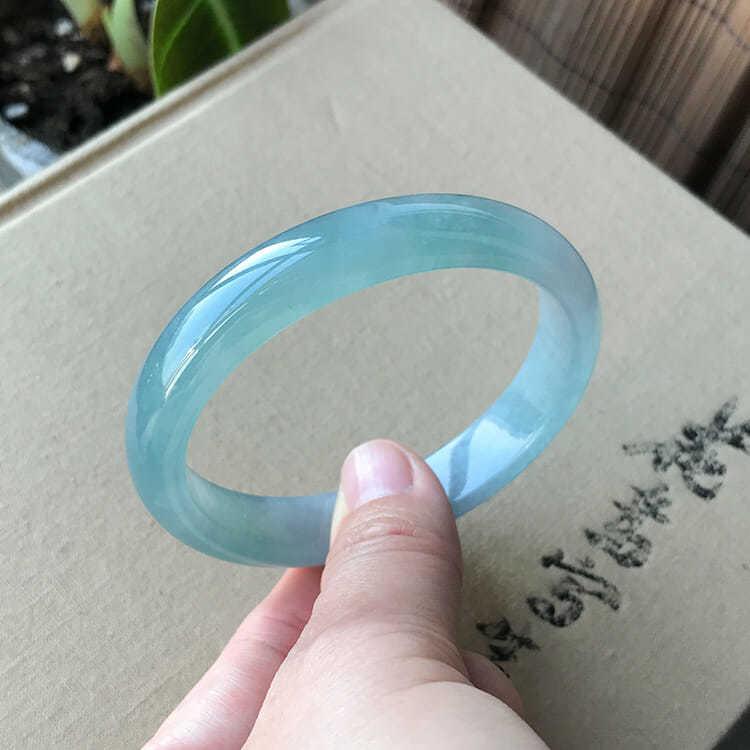 Jade Chalcedony Sea Blue Treasure Narrow Bracelet - Trendha