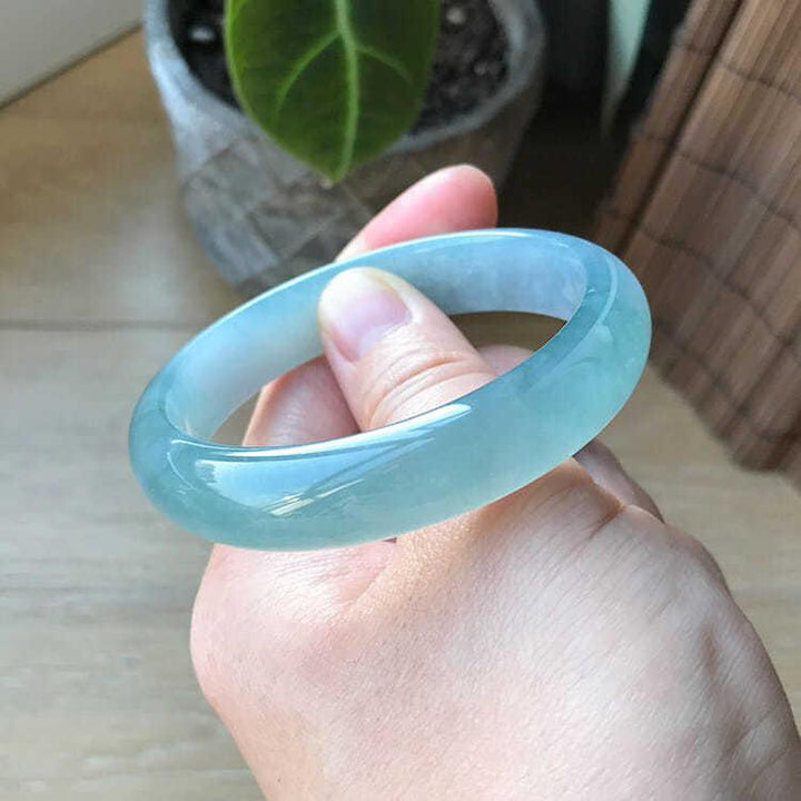 Jade Chalcedony Sea Blue Treasure Narrow Bracelet - Trendha