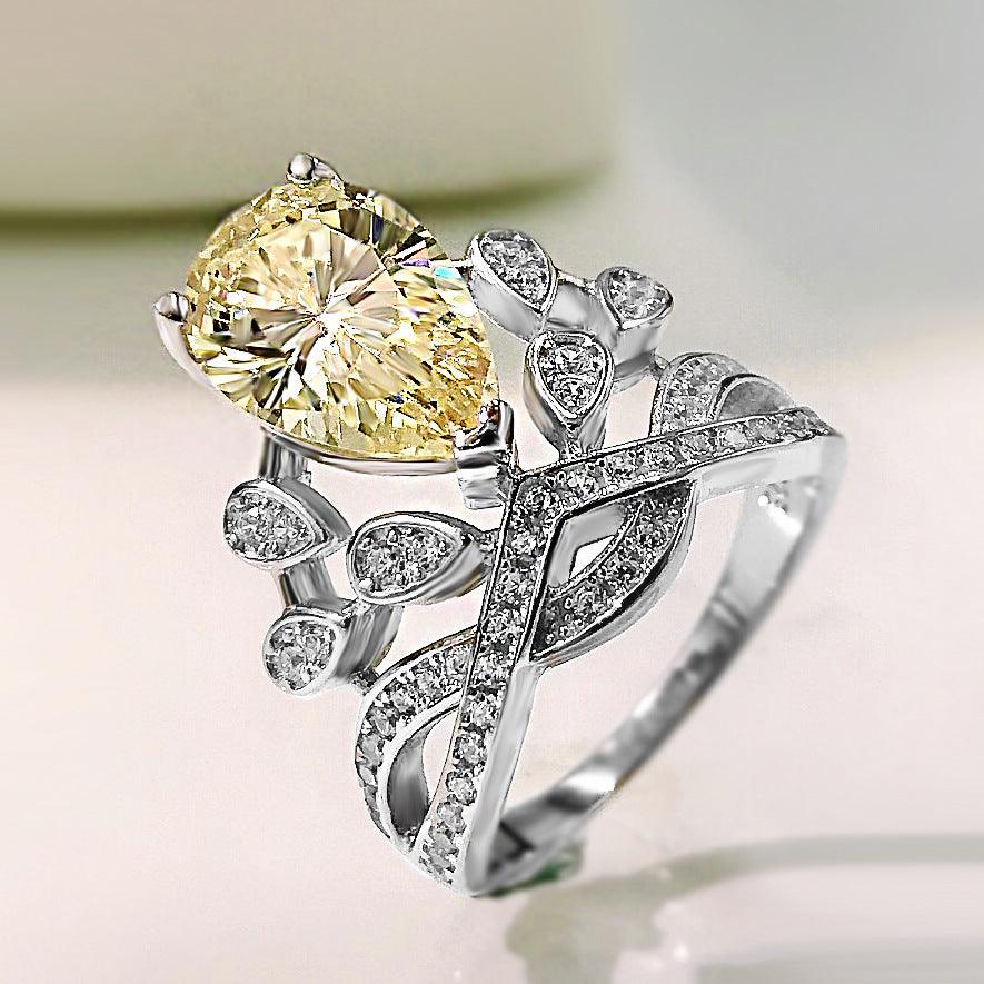 New Pear-shaped Water Drop Personalized Yellow Diamond Crown 8x12mm Ring - Trendha