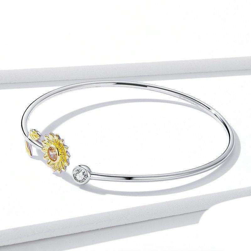 Sterling Silver Fashion Daisy Bracelet Female - Trendha