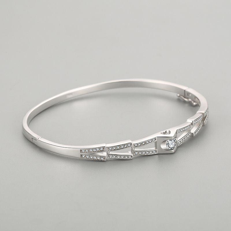 Women's Light Luxury Niche Love Center Diamond Silver Bracelet - Trendha