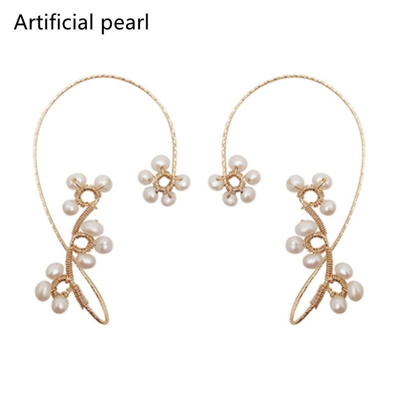 Design Hand-woven Flower Pearl Earrings - Trendha