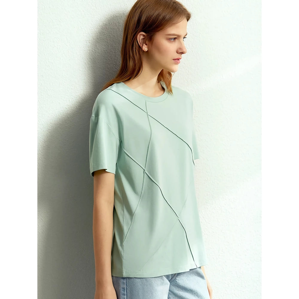 Minimalist Women's Casual Basics T-Shirt