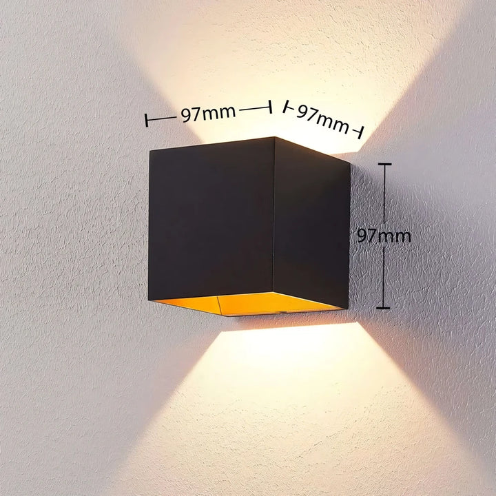 Adjustable Beam LED Outdoor Wall Light