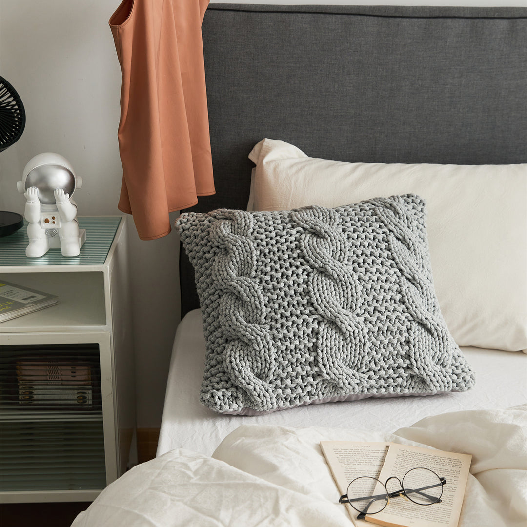 Luxury Chunky Knit Throw Pillow for Comfort and Style