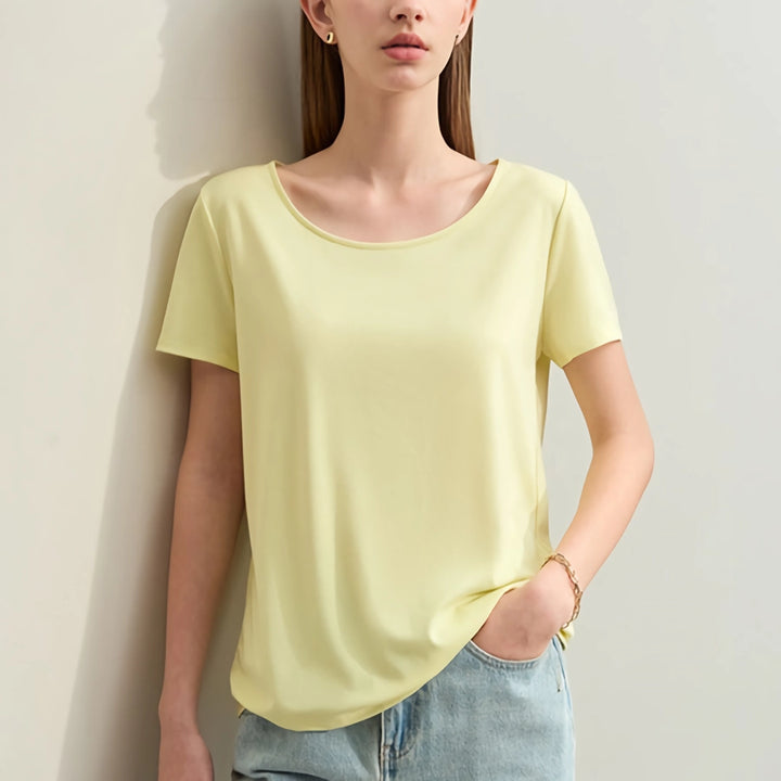 Minimalist Women's Large U-Neck Slim Stretch T-Shirt