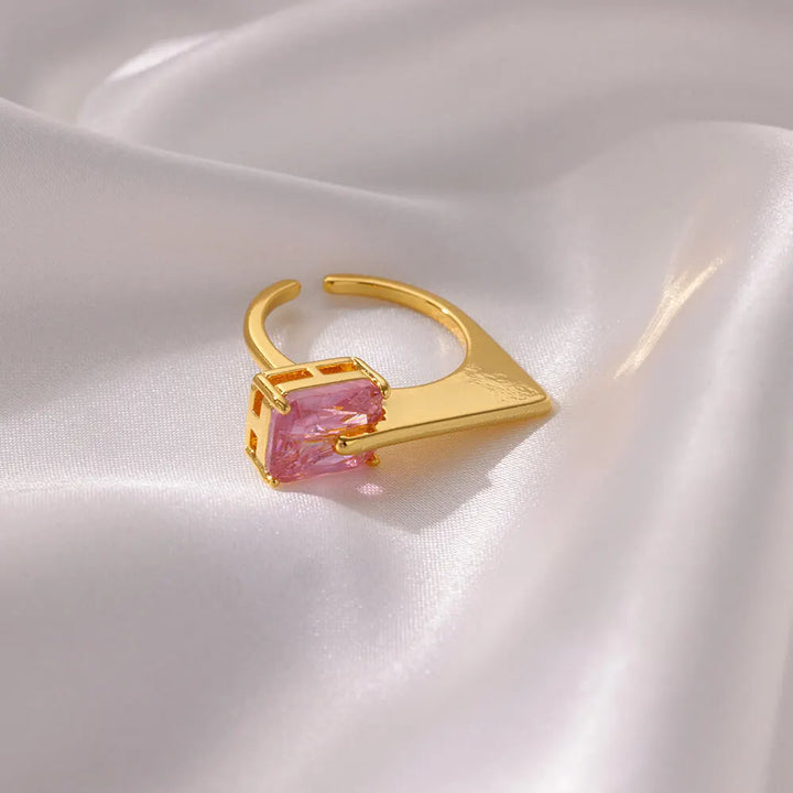 Trendy Pink Square Zircon Gold-Plated Ring