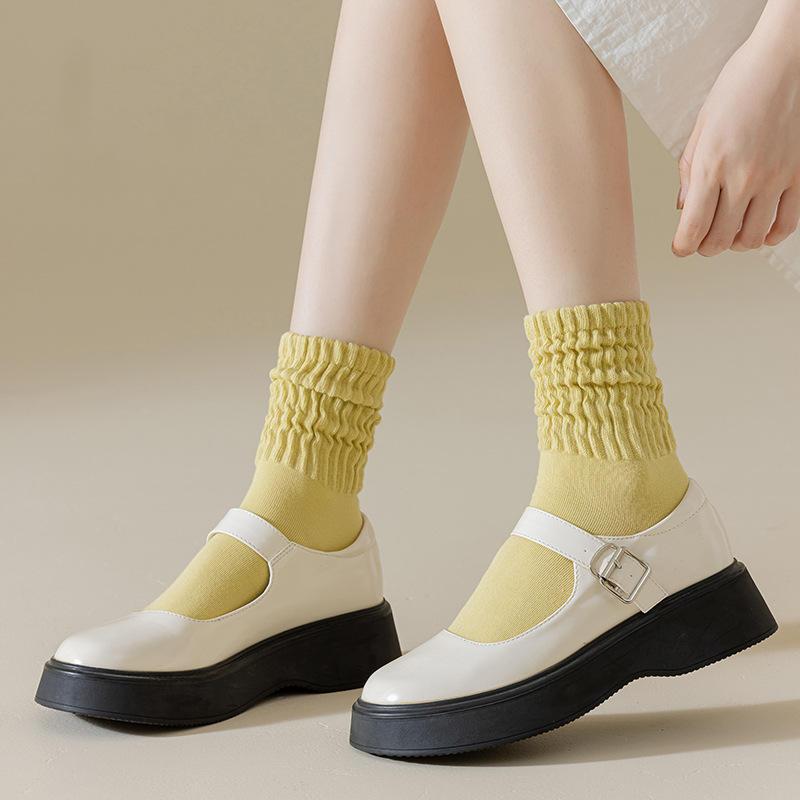 Women's Mid-Tube Cotton Socks for Spring and Autumn