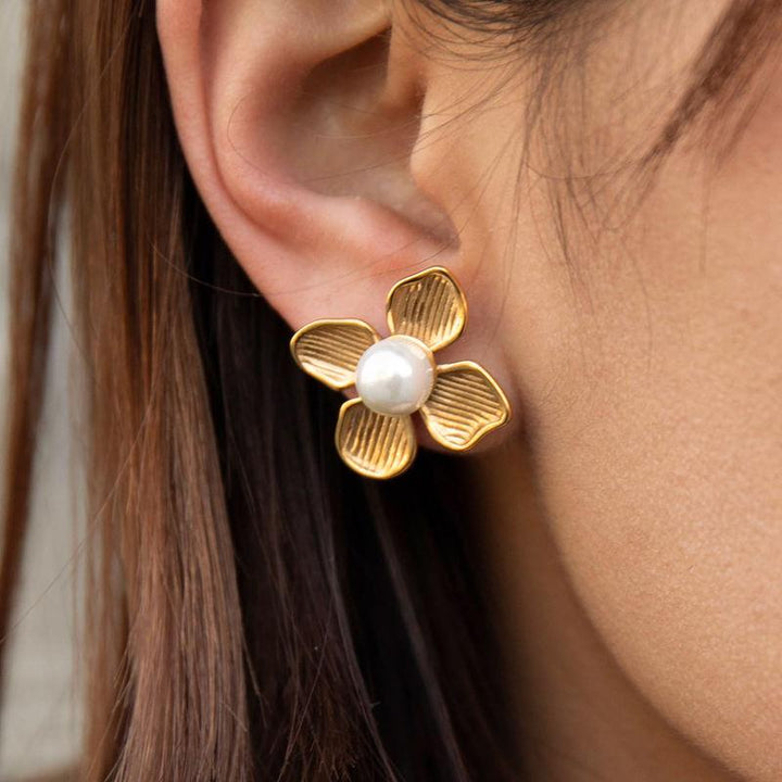 18K Gold Plated Stainless Steel Flower Earrings with Shell Beads