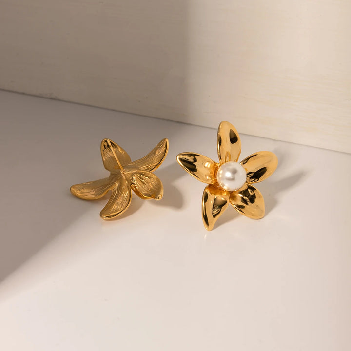 18K Gold Flower Shaped Stainless Steel Earrings with Pearl Inlay