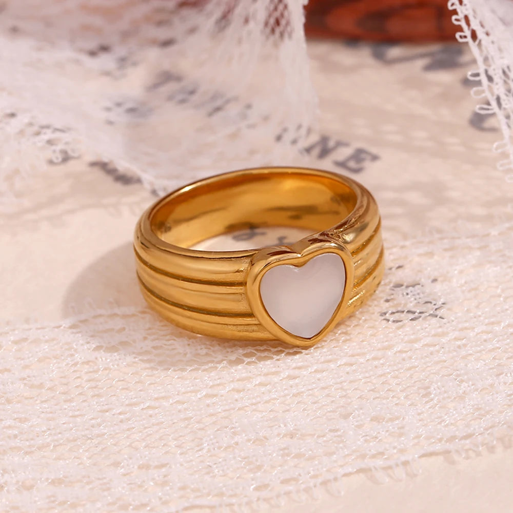 18K Gold Plated Striped Heart Ring – Tarnish Free & Hypoallergenic Stainless Steel