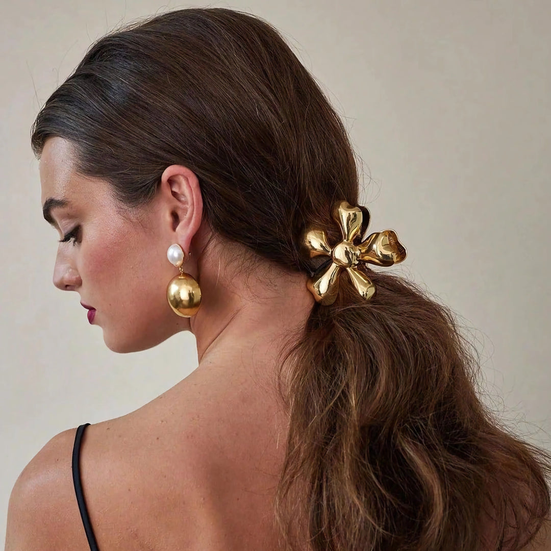 Gold Floral Metal Hair Claws – Chic Hair Accessories for Women