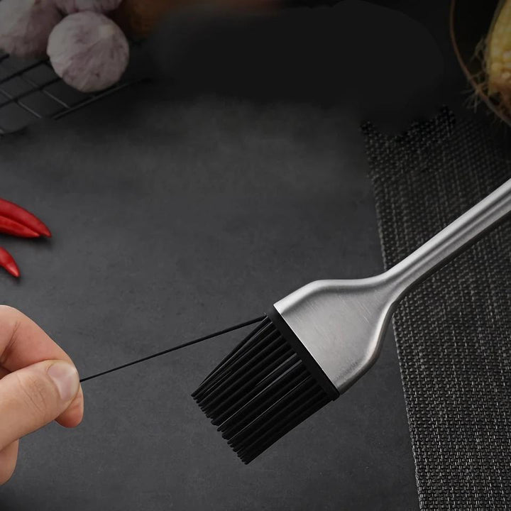 Stylish Simple Design Stainless Steel Silicone Oil Brush