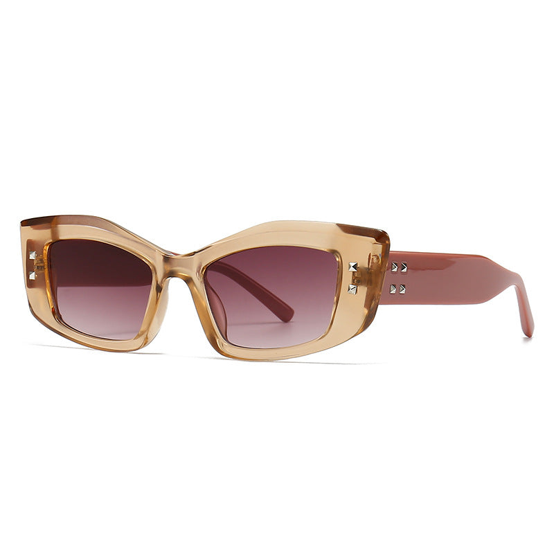 Retro Cat Eye Rivet Sunglasses