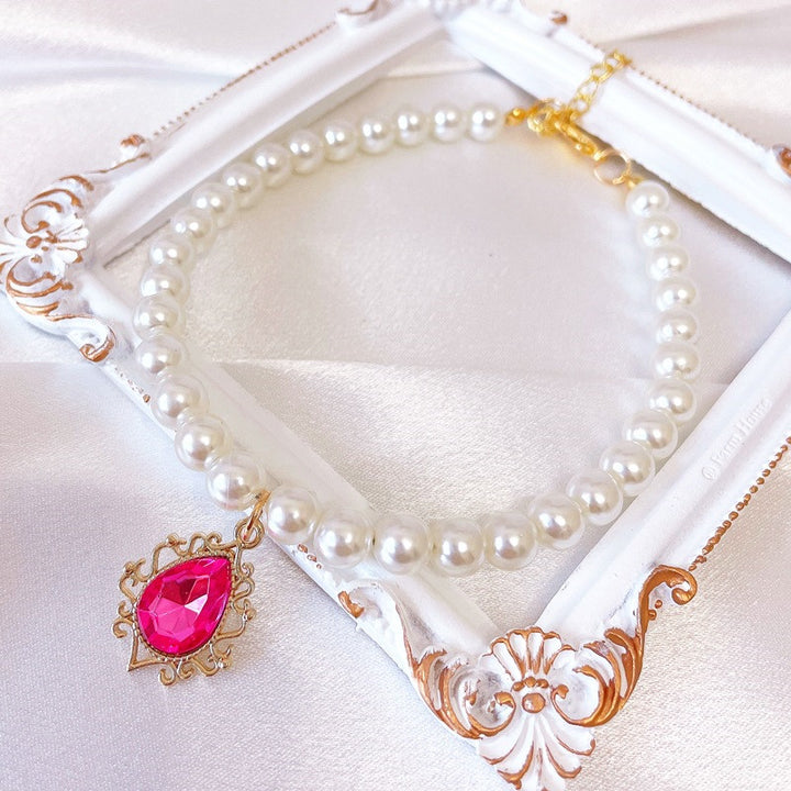 Adjustable Pearl Pet Collar with Rhinestone Charm for Cats and Dogs