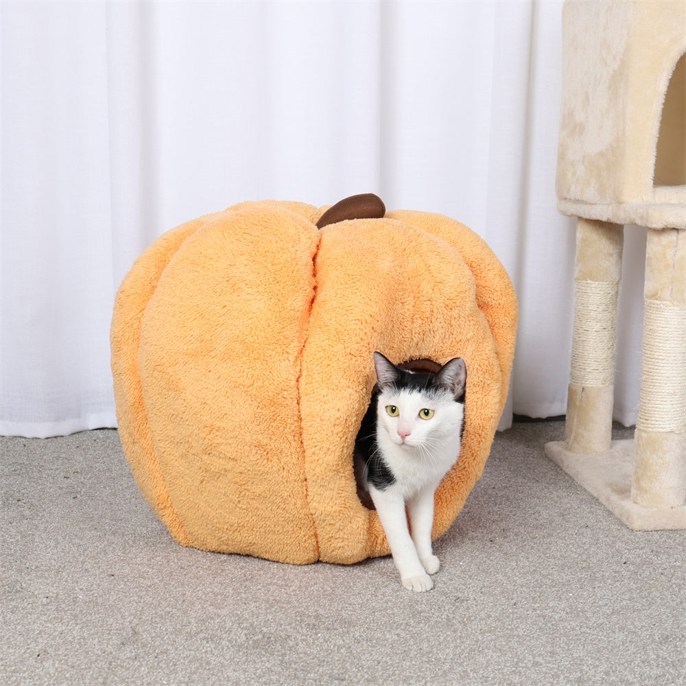 Pumpkin-Shaped Winter Dog Bed