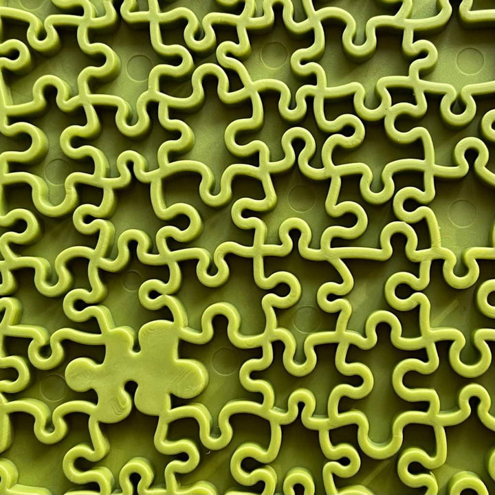 Jigsaw Design Emat Enrichment Licking Mat - Green - Trendha