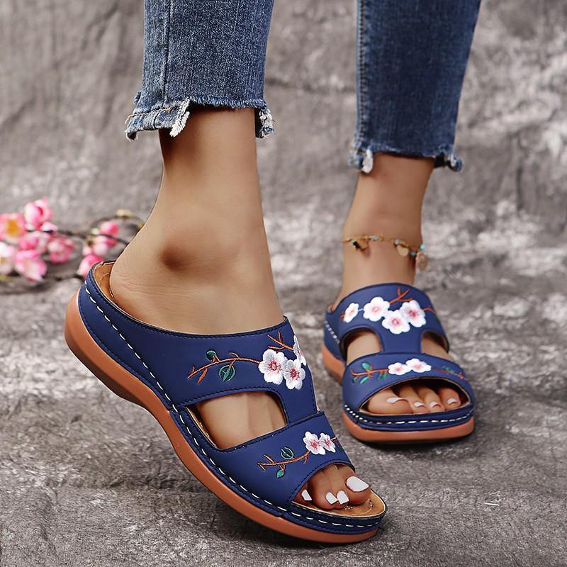 Women'S Plus Size Flower Open-Toe T-Shaped Wedge Sandals And Slippers - Trendha