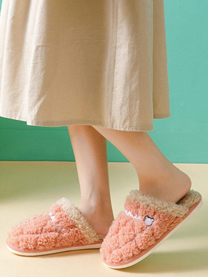 Women Casual Cartoon Pattern Closed Toe Warm Plush Home Shoes - Trendha