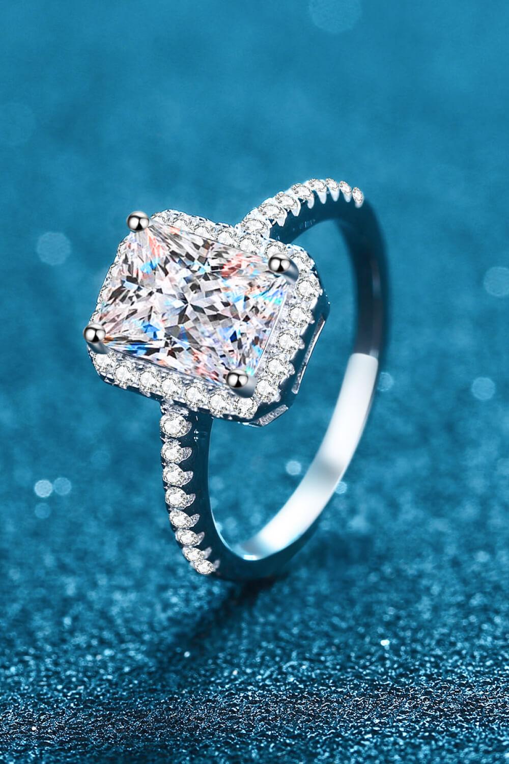 1 Carat Rectangle Moissanite Ring - Trendha