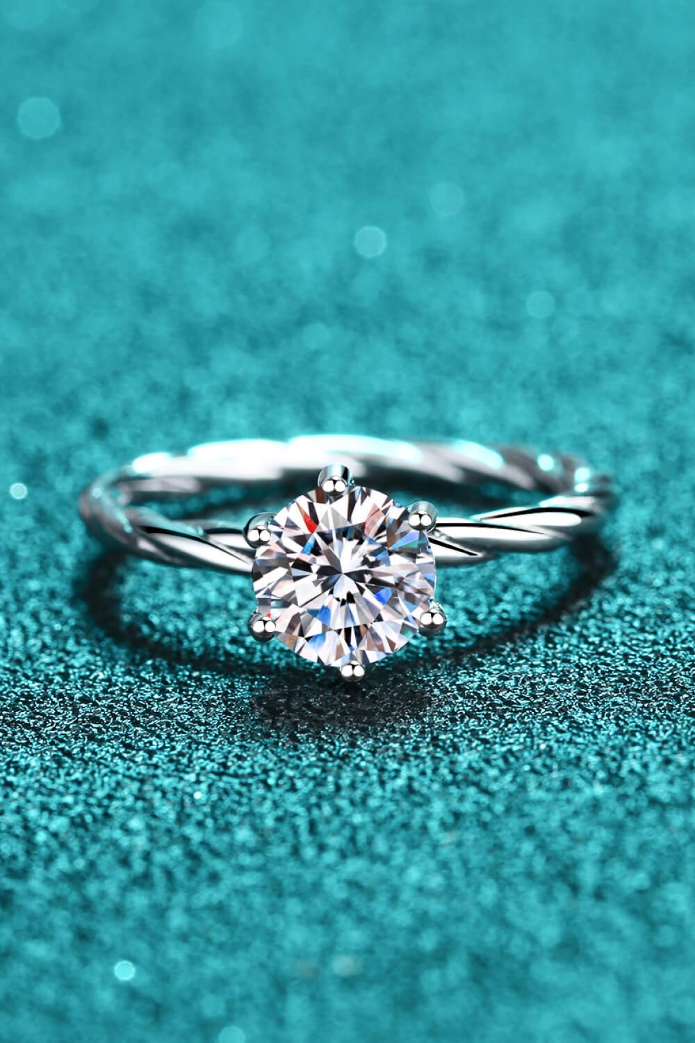 1 Carat Moissanite 6-Prong Twisted Ring - Trendha